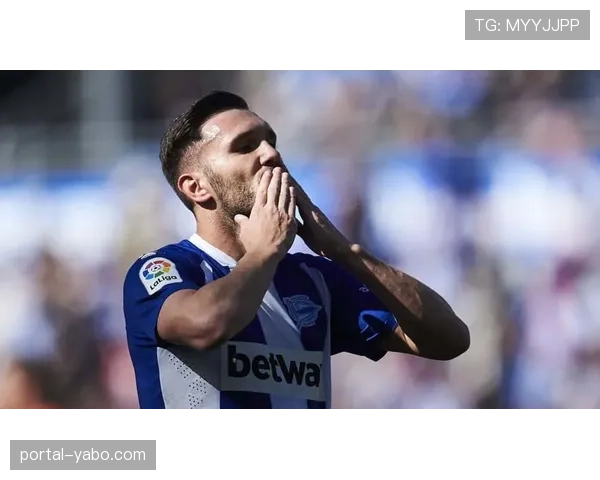 卢卡斯博耶11球 阿拉维斯锋线唯一亮点难救主